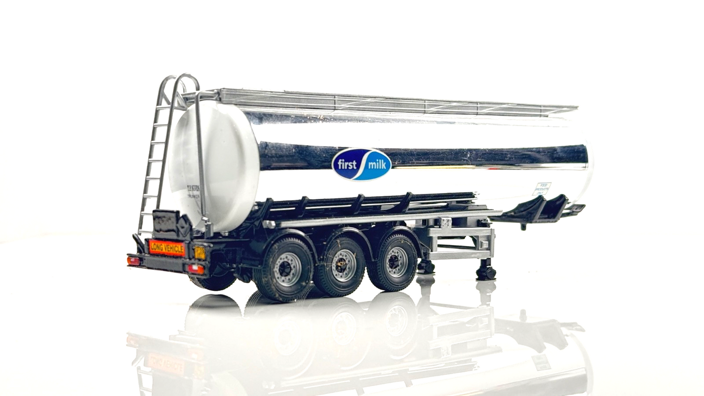 CORGI 1/50 SCALE - NIVEN (FIRST MILK) 6 WHEEL GENERAL PURPOSE CHROME TANKER ONLY