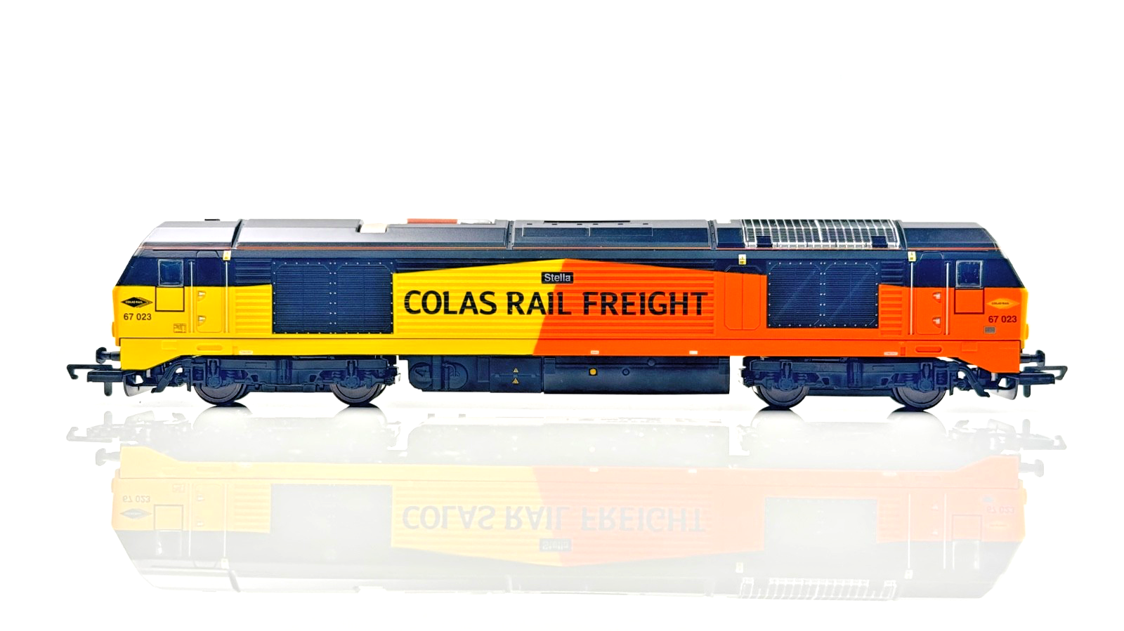 HORNBY 00 GAUGE - R30184 - CLASS 67 DIESEL 67023 COLAS RAIL FREIGHT STELLA BOXED