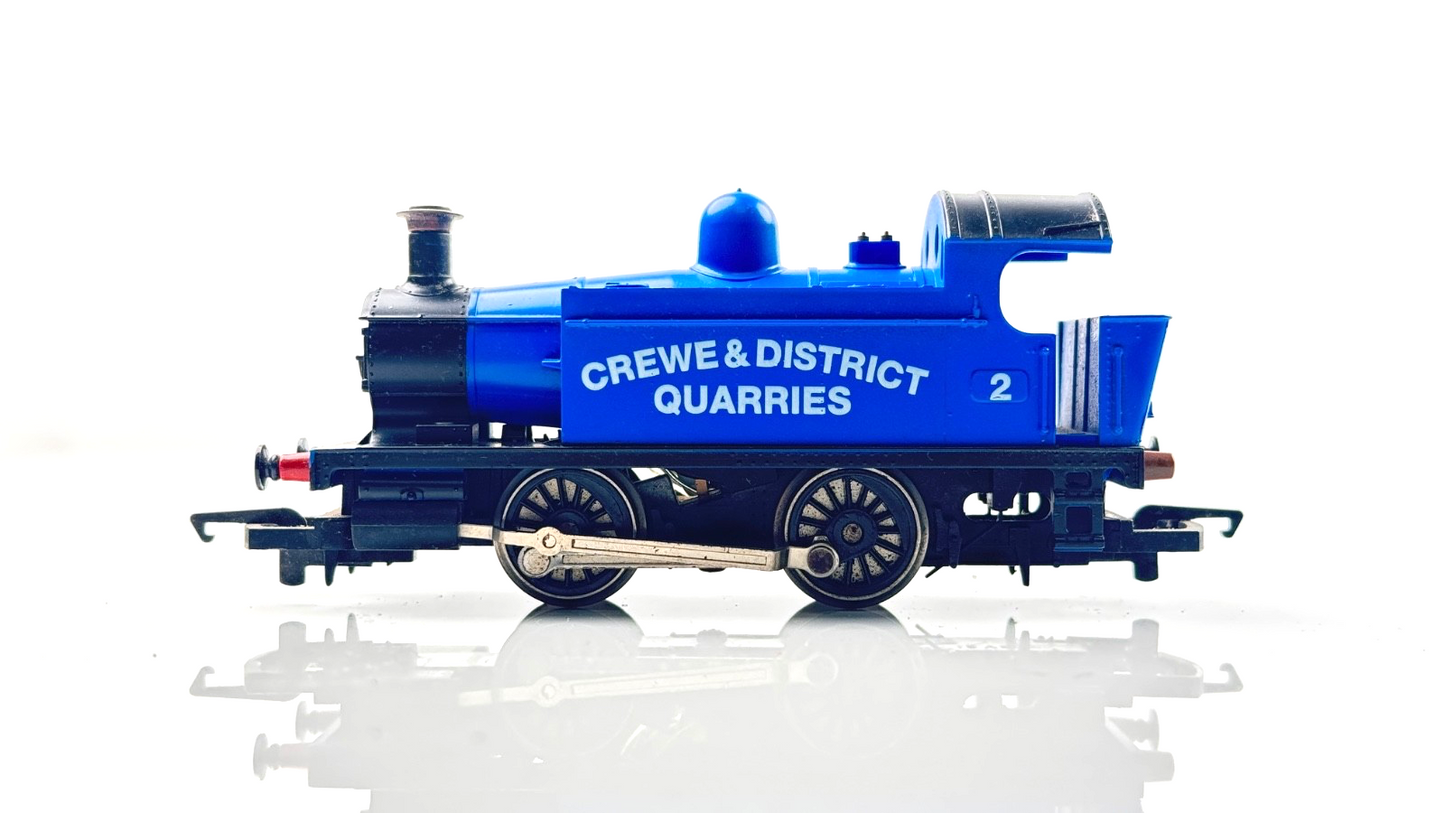 HORNBY 00 GAUGE - CREWE & DISTRICT QUARRIES 0-4-0 INDUSTRIAL TANK NO.2 - UNBOXED