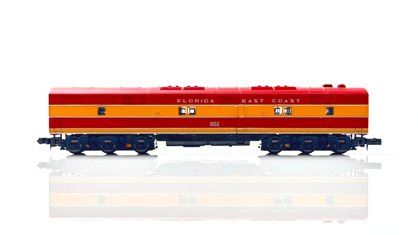 LIFE LIKE N GAUGE - 7029/7031 - E7 LOCO A/B UNITS FLORIDA EAST COAST - BOXED