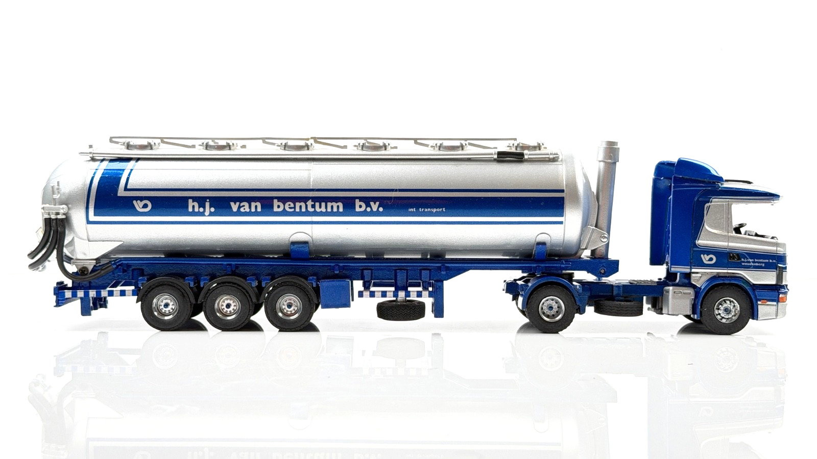 SPARES REPAIRS TEKNO 1/50 SCALE - SCANIA H.J. VAN BENTUM B.V. TANKER LORRY POOR