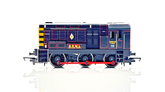 HORNBY 00 GAUGE - R2333 - BRML CLASS 08 DIESEL SHUNTER 08642 EASTLEIGH WORKS