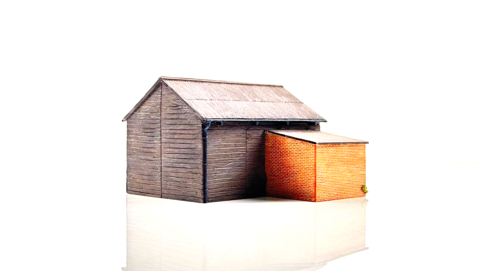 BACHMANN 00 GAUGE SCENECRAFT - 44-076 - HAMPTON GARAGE - BOXED