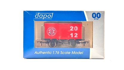 DAPOL 00 GAUGE - FAVERSHAM HOP FESTIVAL VENT VAN RED 2012 - BOXED