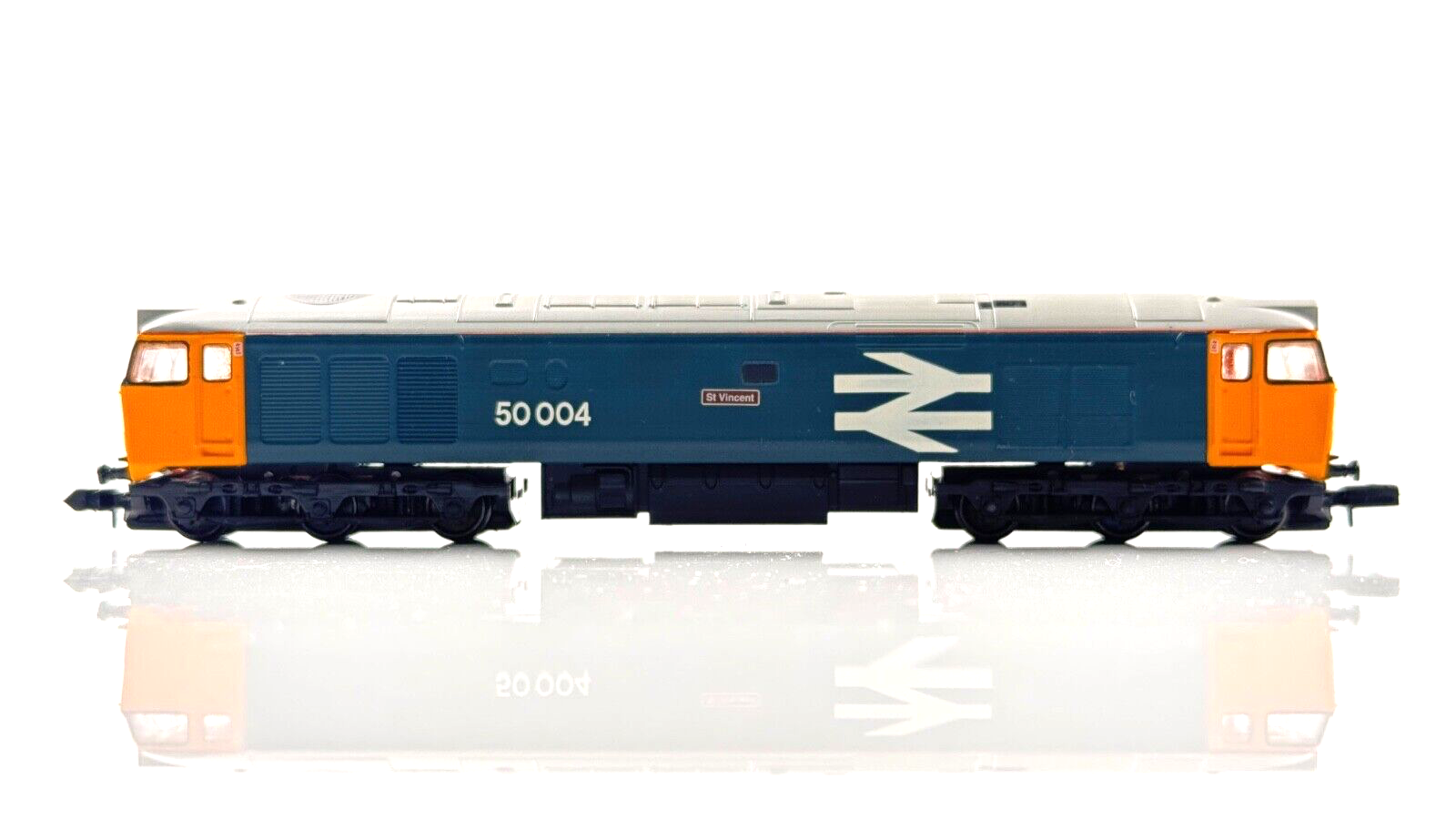 GRAHAM FARISH N GAUGE - 371-251 - CLASS 50 LARGE LOGO 50004 ST VINCENT BOXED