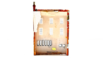 BACHMANN SCENECRAFT 00 GAUGE - 44-260 - LOW RELIEF TOWN GARAGE - UNBOXED 1