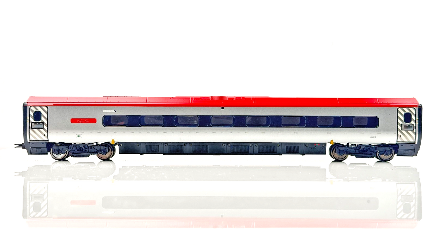 HORNBY 00 GAUGE - R2467X - VIRGIN TRAINS PENDOLINO 4 CAR EMU - DCC FITTED BOXED