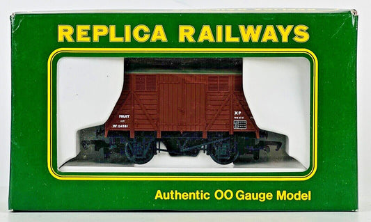 REPLICA RAILWAYS 00 GAUGE - 13602 - '12 TON FRUIT VAN' BR BROWN BOXED