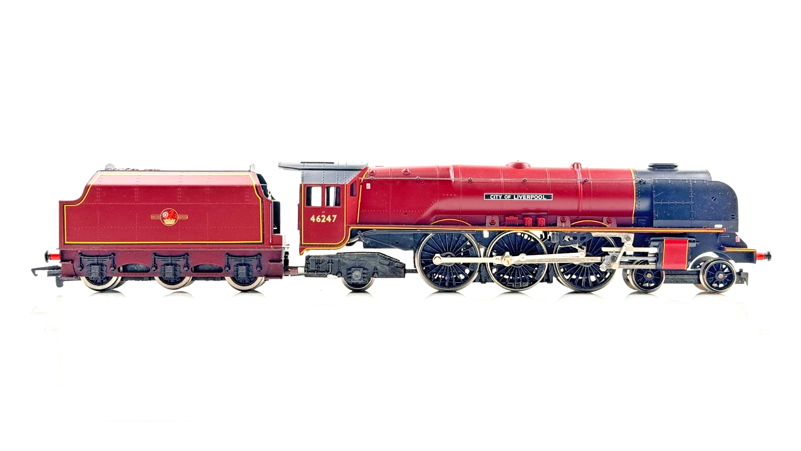 HORNBY 00 GAUGE - R194 - BR MAROON 4-6-2 DUCHESS 'CITY OF LIVERPOOL' 46247 BOXED