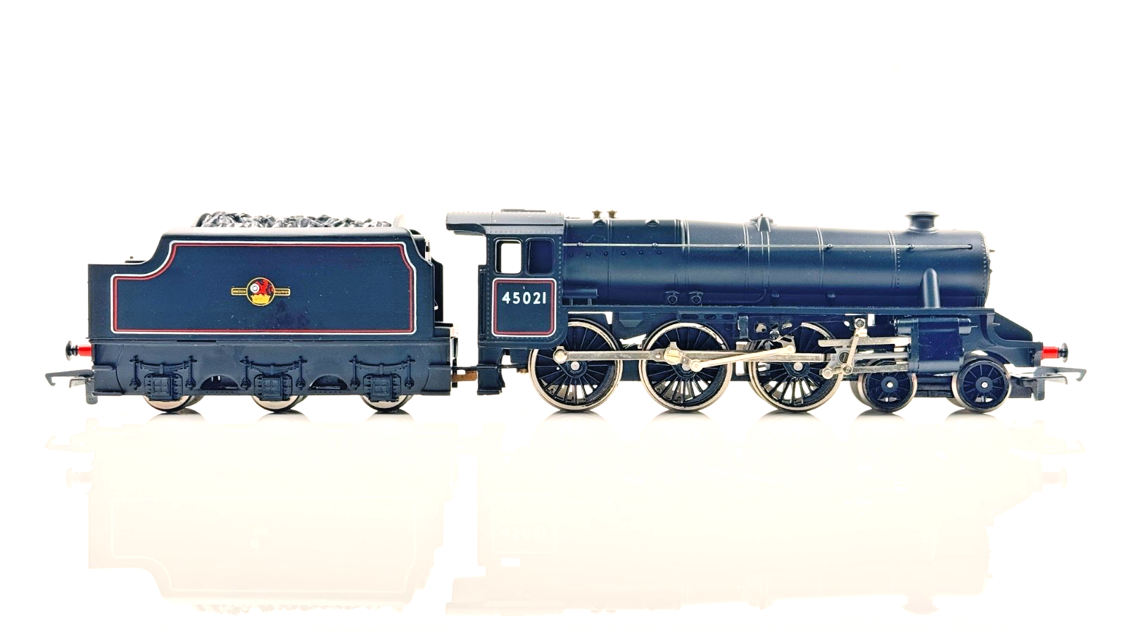HORNBY 00 GAUGE - R068 - BR BLACK 4-6-0 CLASS 5 LOCOMOTIVE 45021 - BOXED