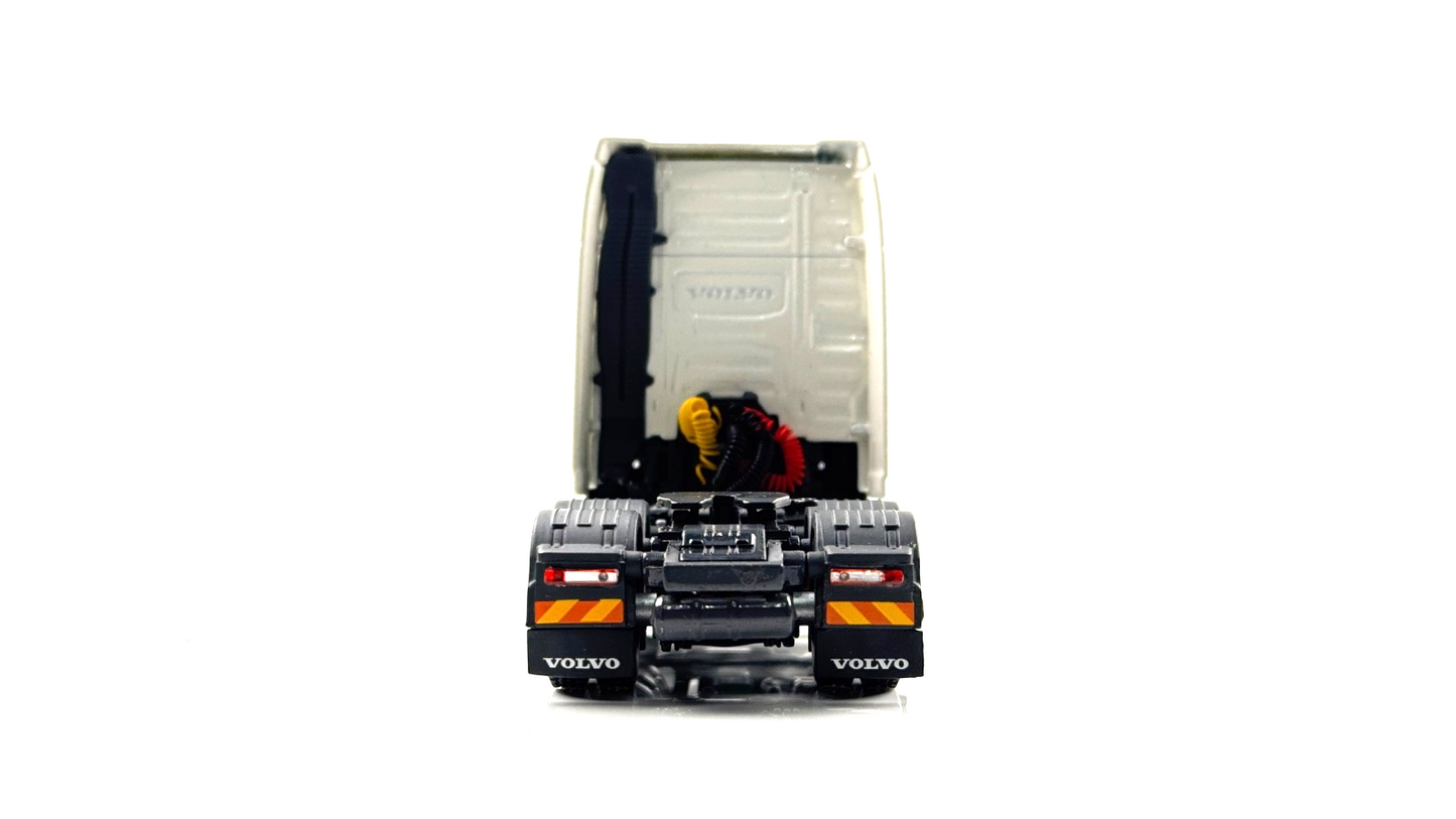TEKNO 1/50 SCALE - 63117 - VOLVO FH16 GLOBE 6X2 WHITE TRACTOR CAB UNIT  - BOXED