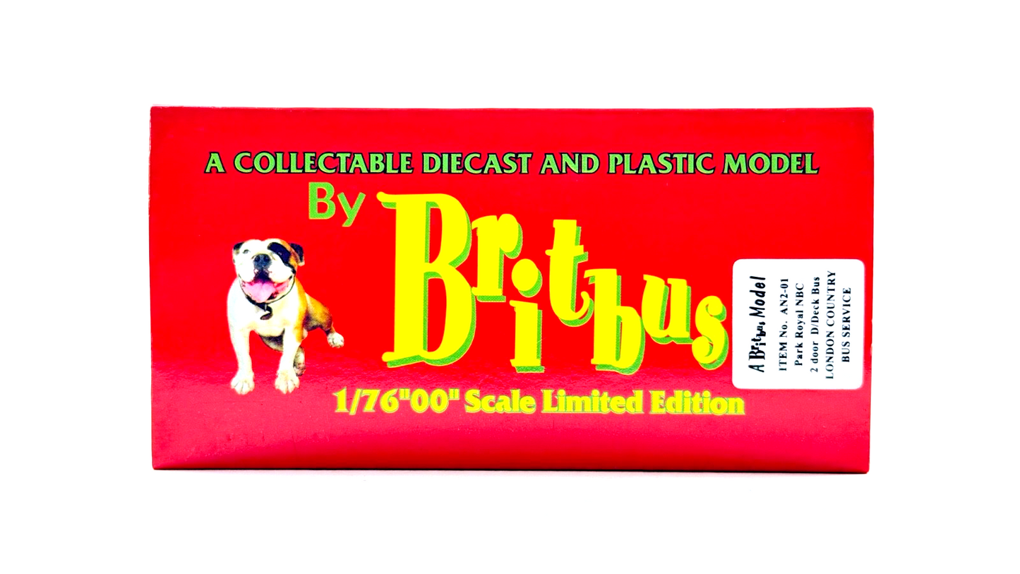 BRITBUS AN2-01 - 1/76 SCALE - PARK ROYAL NBC DOUBLE DECK LONDON COUNTRY DAMAGED