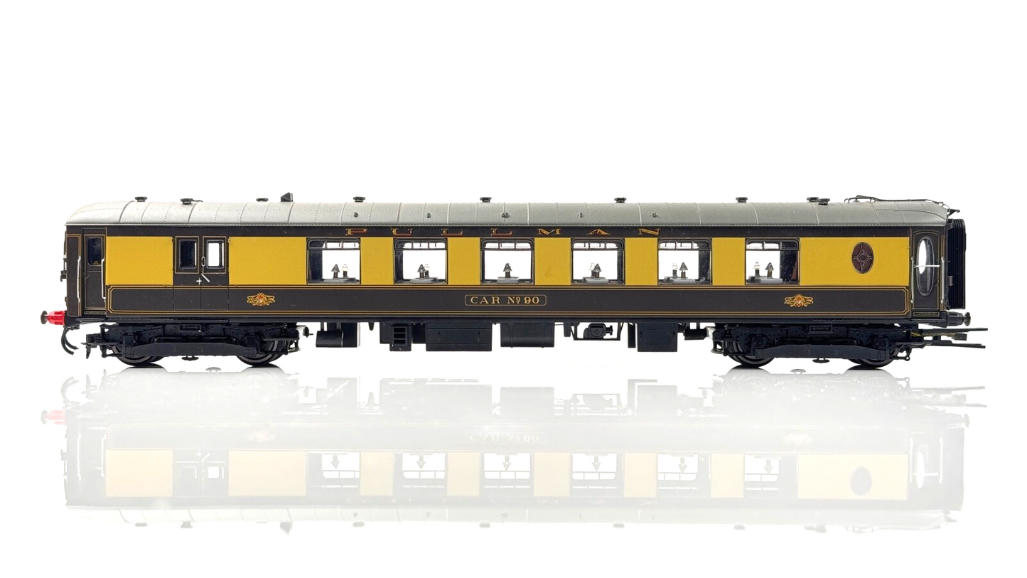 HORNBY 00 GAUGE - R3184 - BRIGHTON BELLE 1960 PULLMAN TRAIN PACK DCC - BOXED