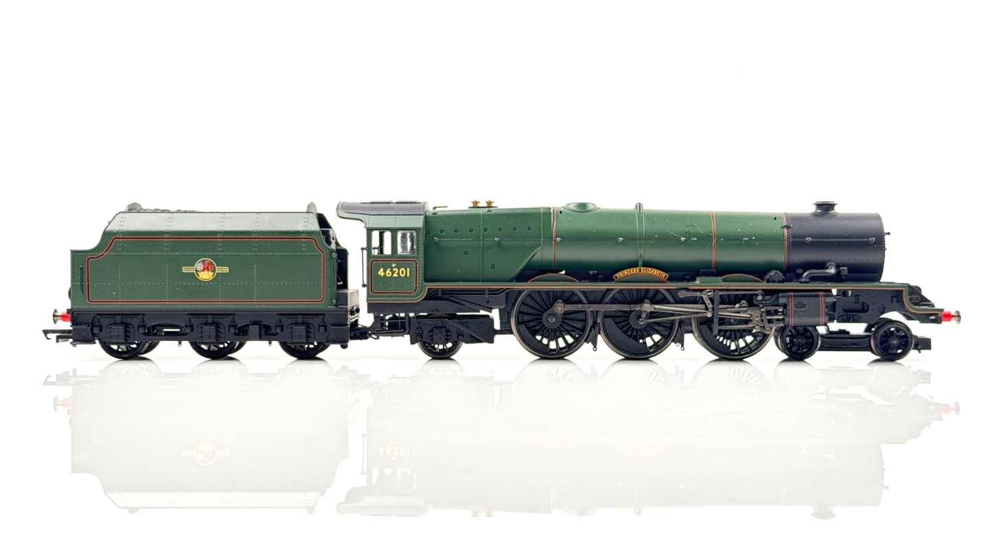 HORNBY 00 GAUGE - BR GREEN 4-6-2 PRINCESS ELIZABETH 46201 DCC FITTED - UNBOXED