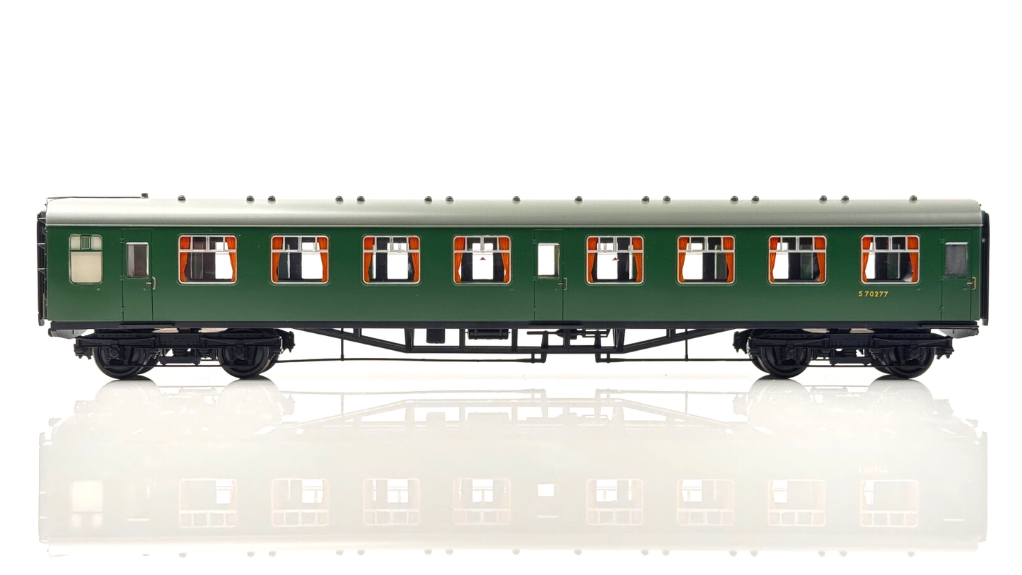 BACHMANN 00 GAUGE - 31-426A - 4CEP EMU 7128 LATE SR MULTIPLE UNIT GREEN BOXED
