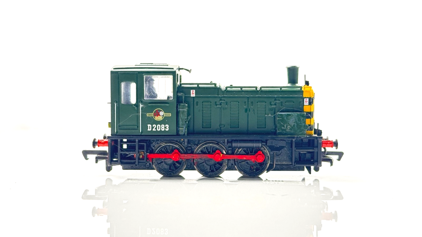 BACHMANN 00 GAUGE - CLASS 03 DIESEL SHUNTER BR GREEN D2083 - SPARES REPAIRS