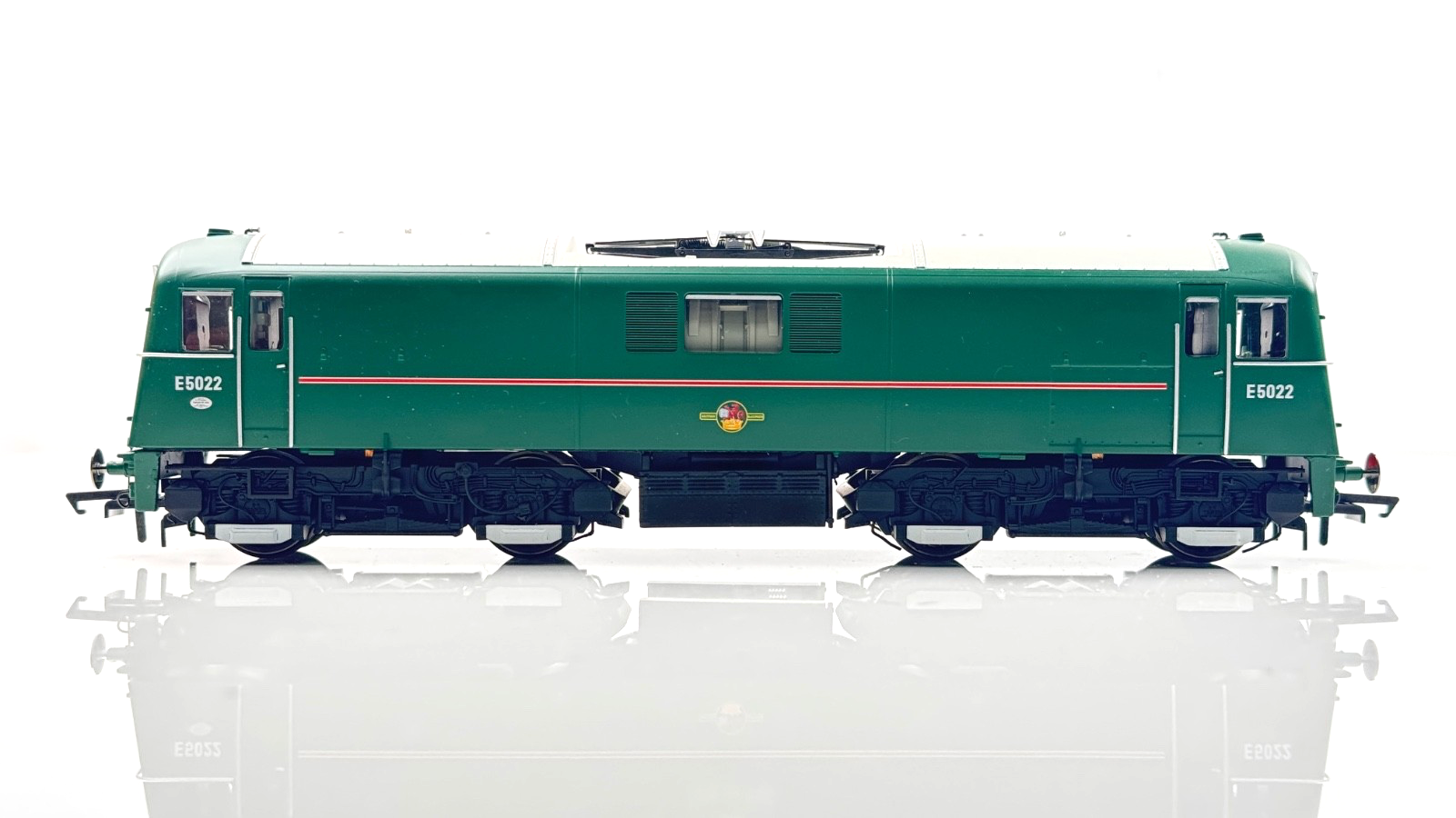 HORNBY 00 GAUGE - R3376 - CLASS 71 ELECTRIC LOCOMOTIVE BR GREEN E5022 - BOXED