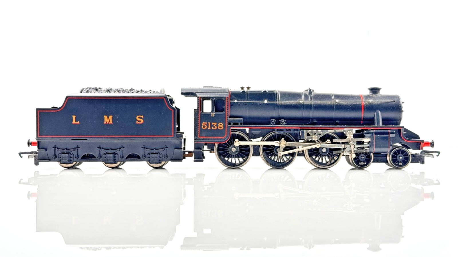 HORNBY 00 GAUGE - R320 - LMS BLACK 4-6-0 CLASS 5 LOCOMOTIVE 5138 - BOXED