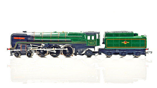 HORNBY 00 GAUGE - BR GREEN 4-6-2 BRITANNIA OLIVER CROMWELL 70013 - UNBOXED