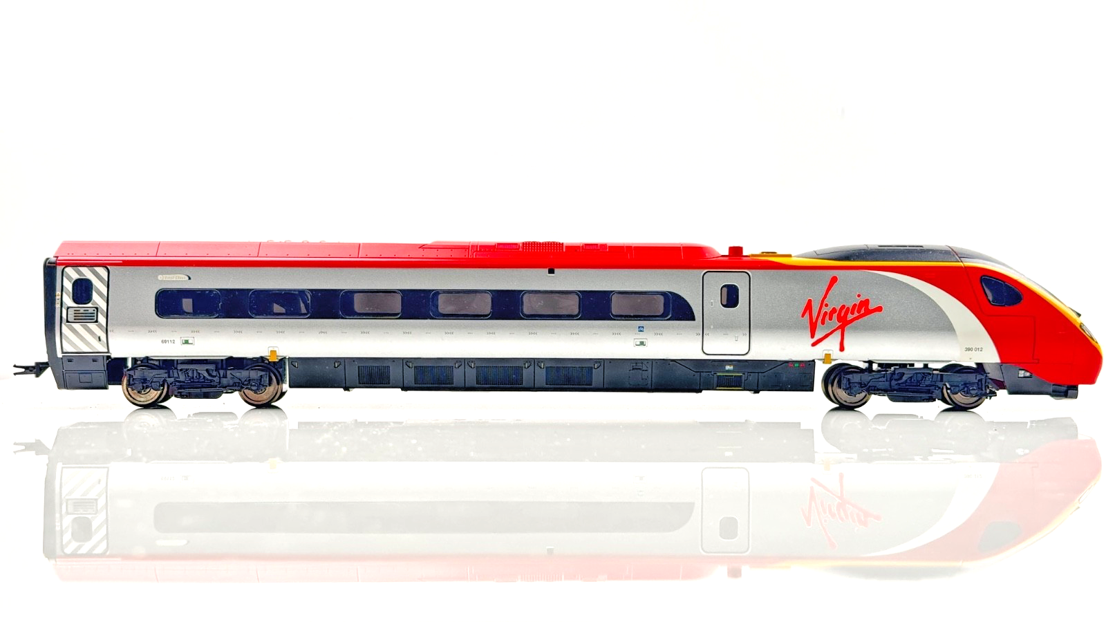 HORNBY 00 GAUGE - R2467X - VIRGIN TRAINS PENDOLINO 4 CAR EMU - DCC FITTED BOXED