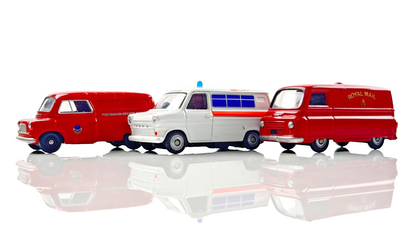 CORGI TRACKSIDE 1/76 VEHICLES - PORTSMOUTH FIRE / ROYAL MAIL / AMBULANCE X 3