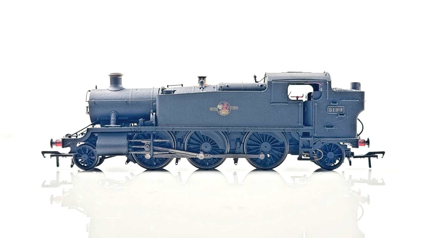 HORNBY 00 GAUGE - R3725 - LATE BR CLASS 51XX LARGE PRAIRIE 2-6-2T 5199 BLACK (W)