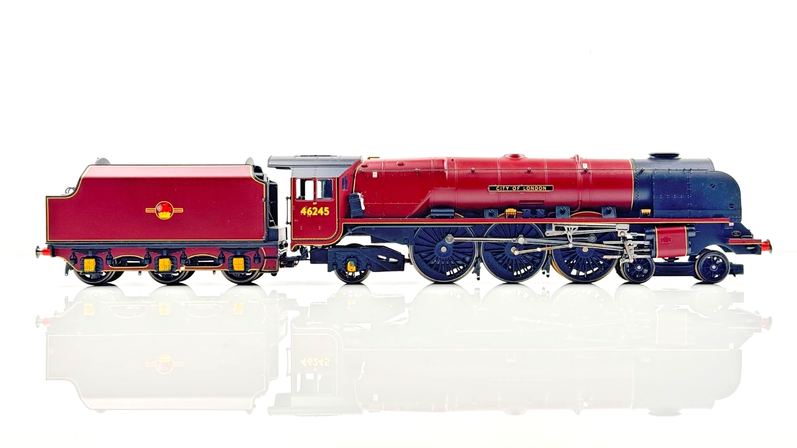 HORNBY 00 GAUGE - R2262 - BR 4-6-2 MAROON CORONATION CITY OF LONDON 46245
