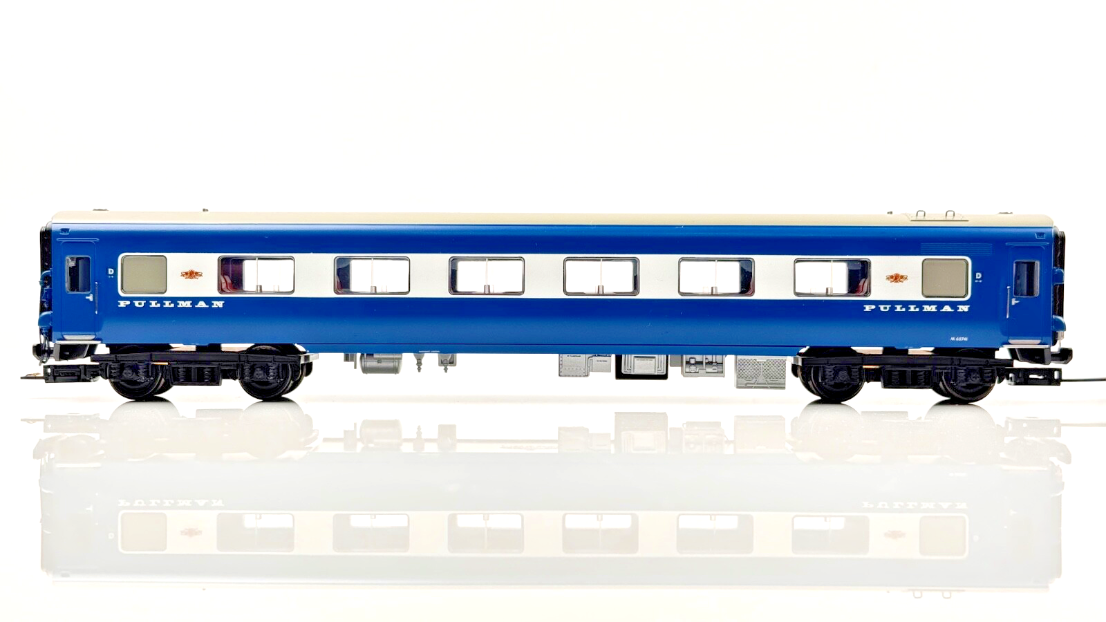 BACHMANN 00 GAUGE - 31-255DC - MIDLAND PULLMAN 6 CAR SET NANKING BLUE DCC FITTED