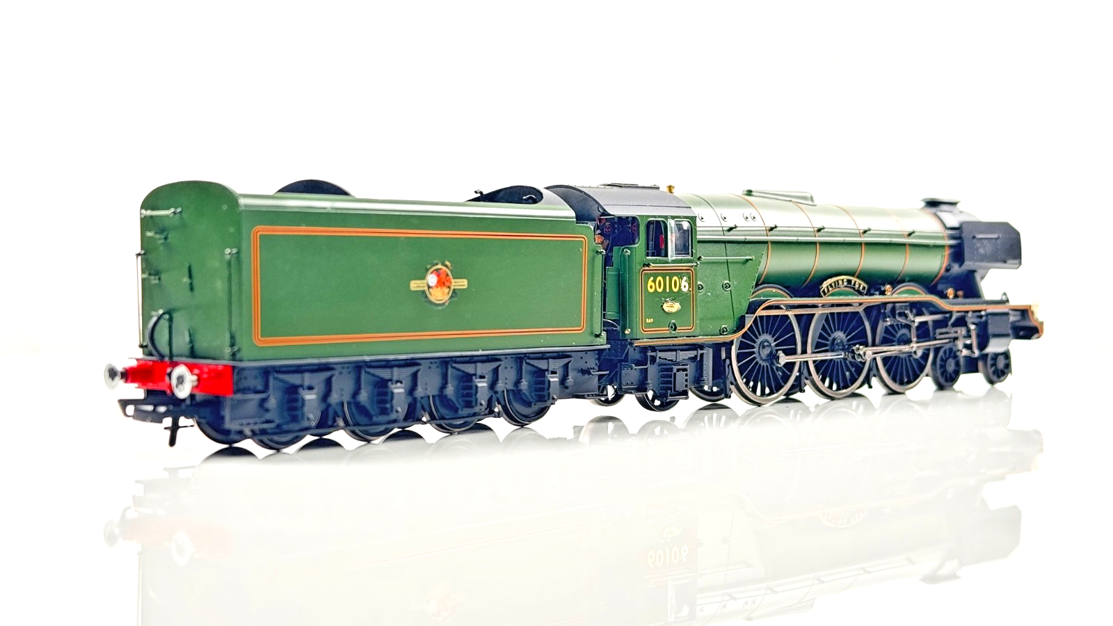 HORNBY 00 GAUGE - R3991 - BR GREEN 4-6-2 CLASS A3 FLYING FOX 60106 RENUMBERED