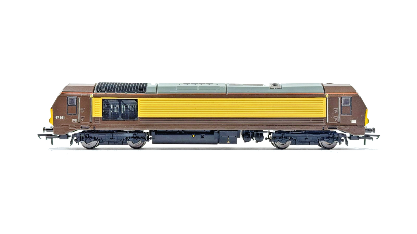 HORNBY 00 GAUGE - CLASS 67 PULLMAN 67021 DEBRAND DIESEL RESPRAY W/DCC SOUND
