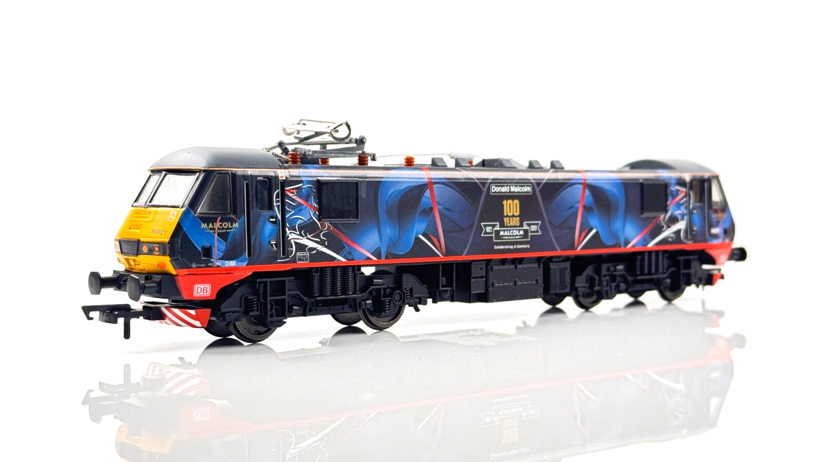 HORNBY 00 GAUGE - R30230 - CLASS 90 ELECTRIC 90021 MALCOLM 100 YEARS - BOXED