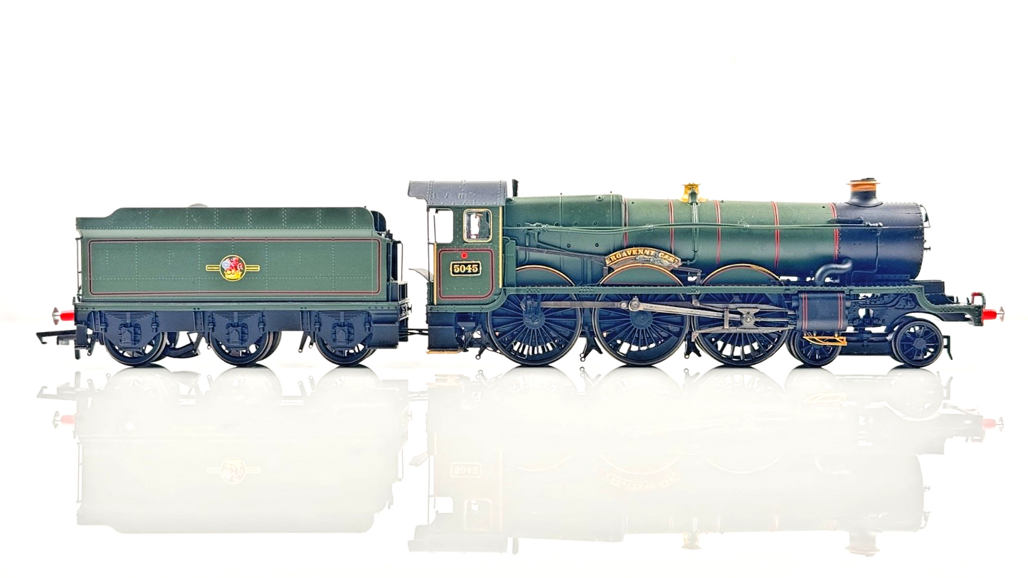 HORNBY 00 GAUGE - R3619 - BR LATE GREEN CASTLE 5045 EARL OF DUDLEY RENAMED NQP