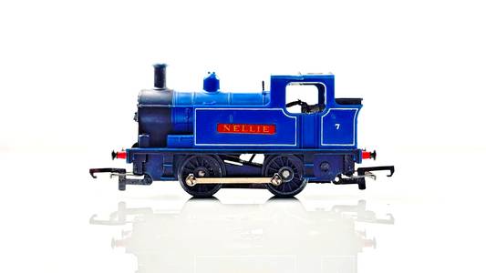 TRIANG 00 GAUGE - R355 - 0-4-0 INDUSTRIAL TANK LOCO NELLIE BLUE - IMPERFECT