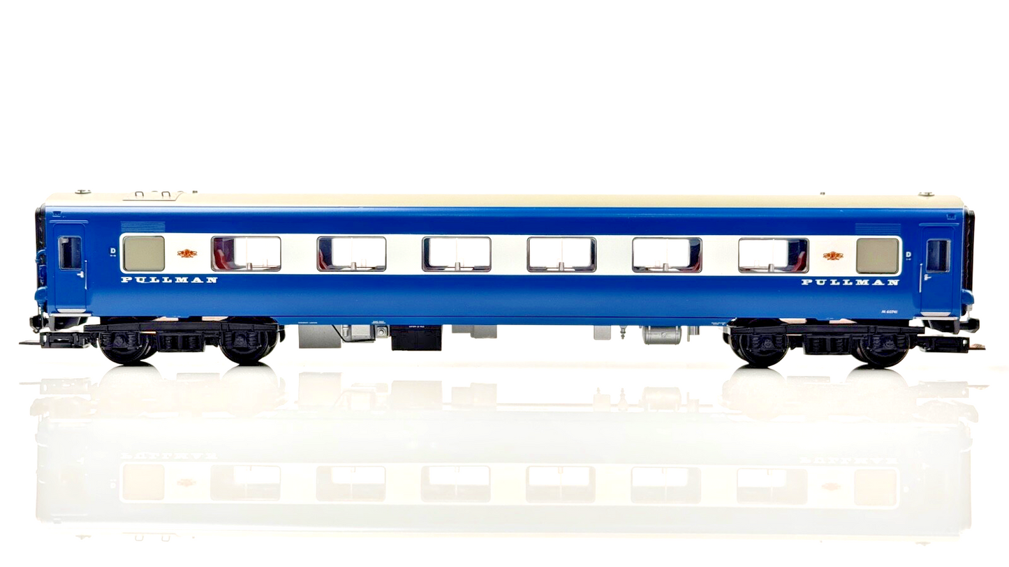 BACHMANN 00 GAUGE - 31-255DC - MIDLAND PULLMAN 6 CAR SET NANKING BLUE DCC FITTED