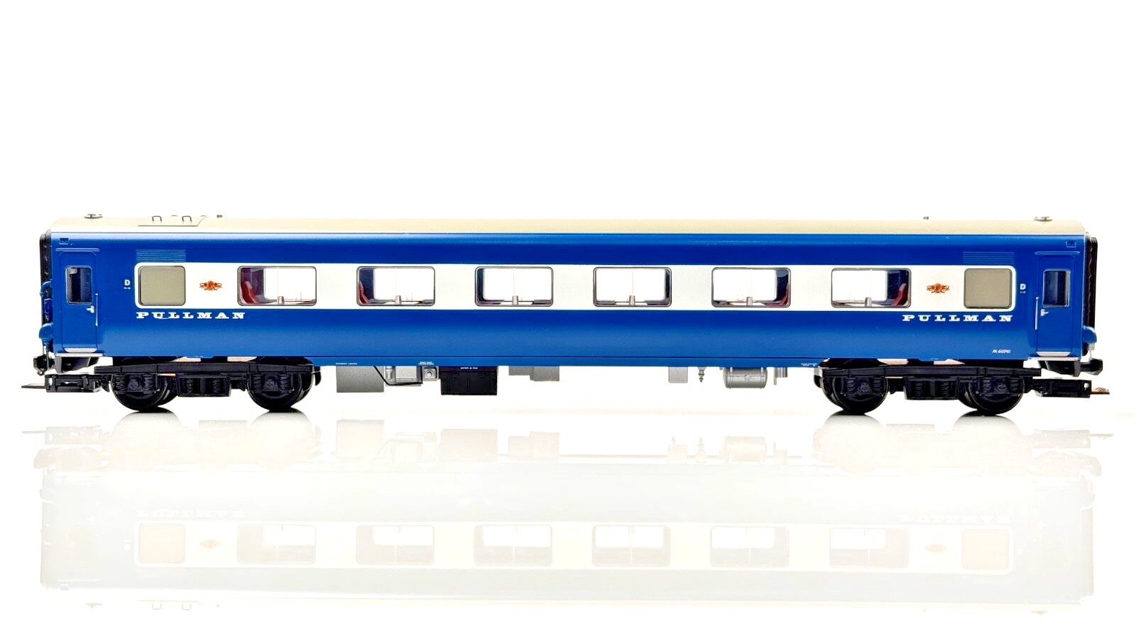 BACHMANN 00 GAUGE - 31-255DC - MIDLAND PULLMAN 6 CAR SET NANKING BLUE DCC FITTED