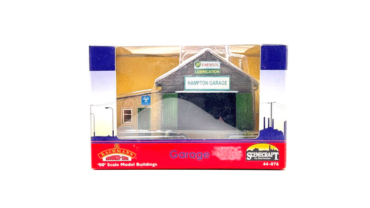 BACHMANN 00 GAUGE SCENECRAFT - 44-076 - HAMPTON GARAGE - BOXED