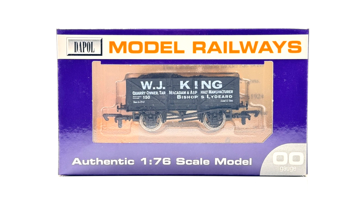 DAPOL 00 GAUGE - W.J KING TARMACADAM BISHOPS LYDEARD WAGON 150 (LIMITED EDITION)