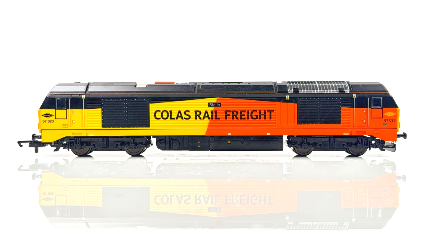 HORNBY 00 GAUGE - R30184 - CLASS 67 DIESEL 67023 COLAS RAIL STELLA - BOXED