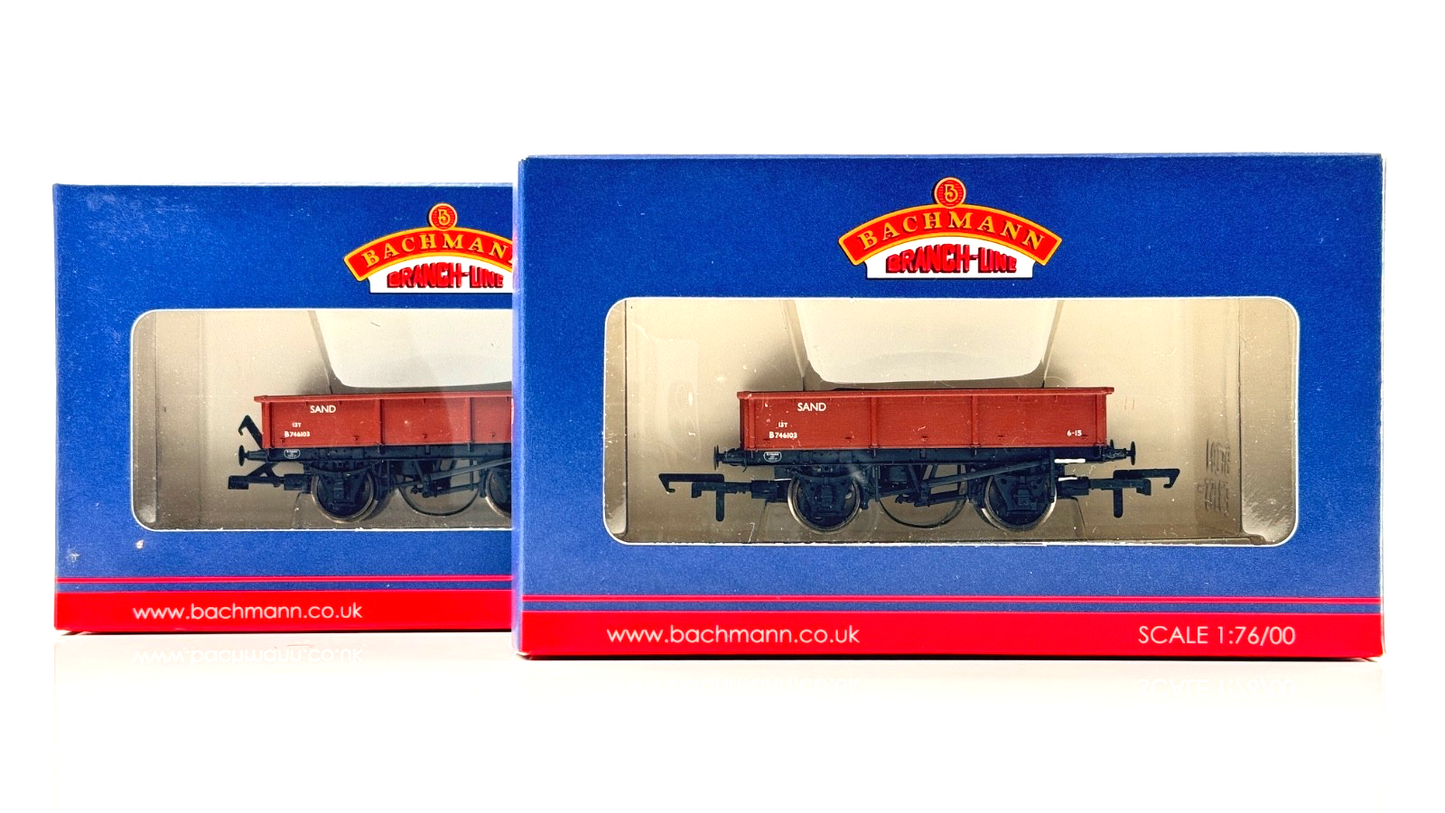 BACHMANN 00 GAUGE - 37-355B - 13T STEEL SAND TIPPLER WAGON BR BAUXITE (EARLY) X2