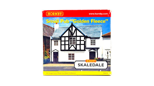 HORNBY 00 GAUGE SKALEDALE - R8620 - SMALL PUB 'GOLDEN FLEECE' - BOXED (TORN BOX)