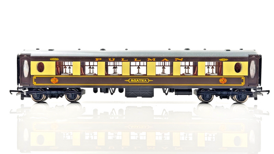 WRENN 00 GAUGE - W6001AG - PULLMAN 2ND CLASS COACH 'AGATHA' - (WHITE TABLES)