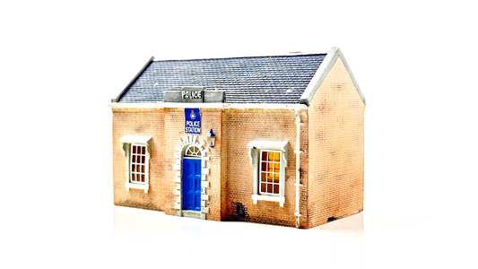 HORNBY SKALEDALE 00 GAUGE - R8701 - COUNTRY POLICE STATION - UNBOXED
