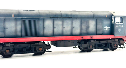 HELJAN O GAUGE - CLASS 20 DIESEL 20055 BR BLUE RED SOLEBAR (PRO WEATHERED) BOXED