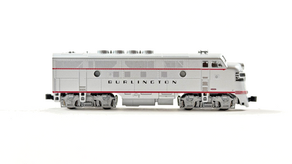 KATO N GAUGE - BURLINGTON SILVER F3A MOTORISED DIESEL UNIT ONLY BOXED