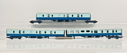 LIMA/TTR 00 GAUGE - CUSTOM REFINISHED LNER CORONATION ARTICULATED COACHES X 3