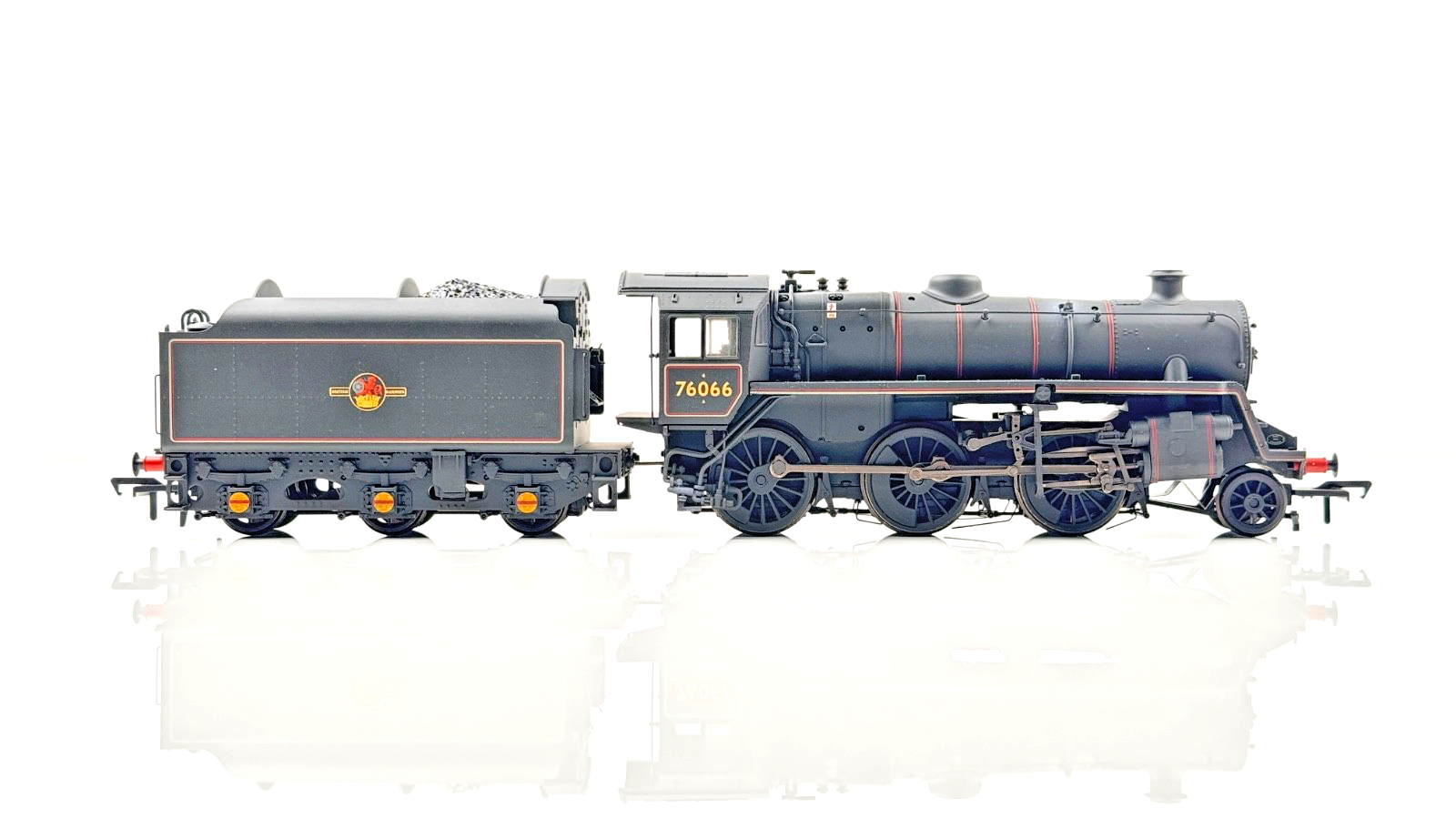 BACHMANN 00 GAUGE - 32-956 - BR STANDARD 4MT 76066 BR LINED BLACK LATE WEATHERED