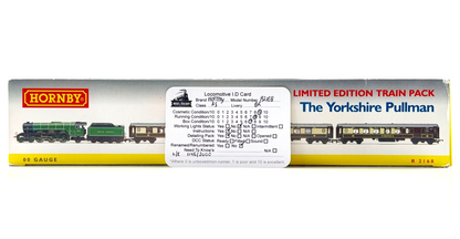 HORNBY 00 GAUGE - R2168 - YORKSHIRE PULLMAN A3 ST SIMON & PULLMAN COACHES PACK