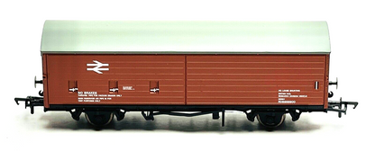 BACHMANN 00 GAUGE - 38-125Y - COV-AB TRIBOMETER TRAIN VAN BR BAUXITE (INVICTA)
