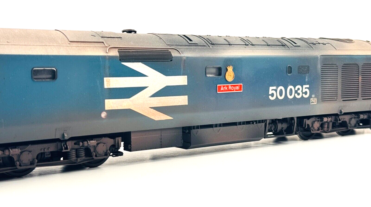 JUST LIKE THE REAL THING O GAUGE - CLASS 50 LARGE LOGO ARK ROYAL 50035 DCC SOUND