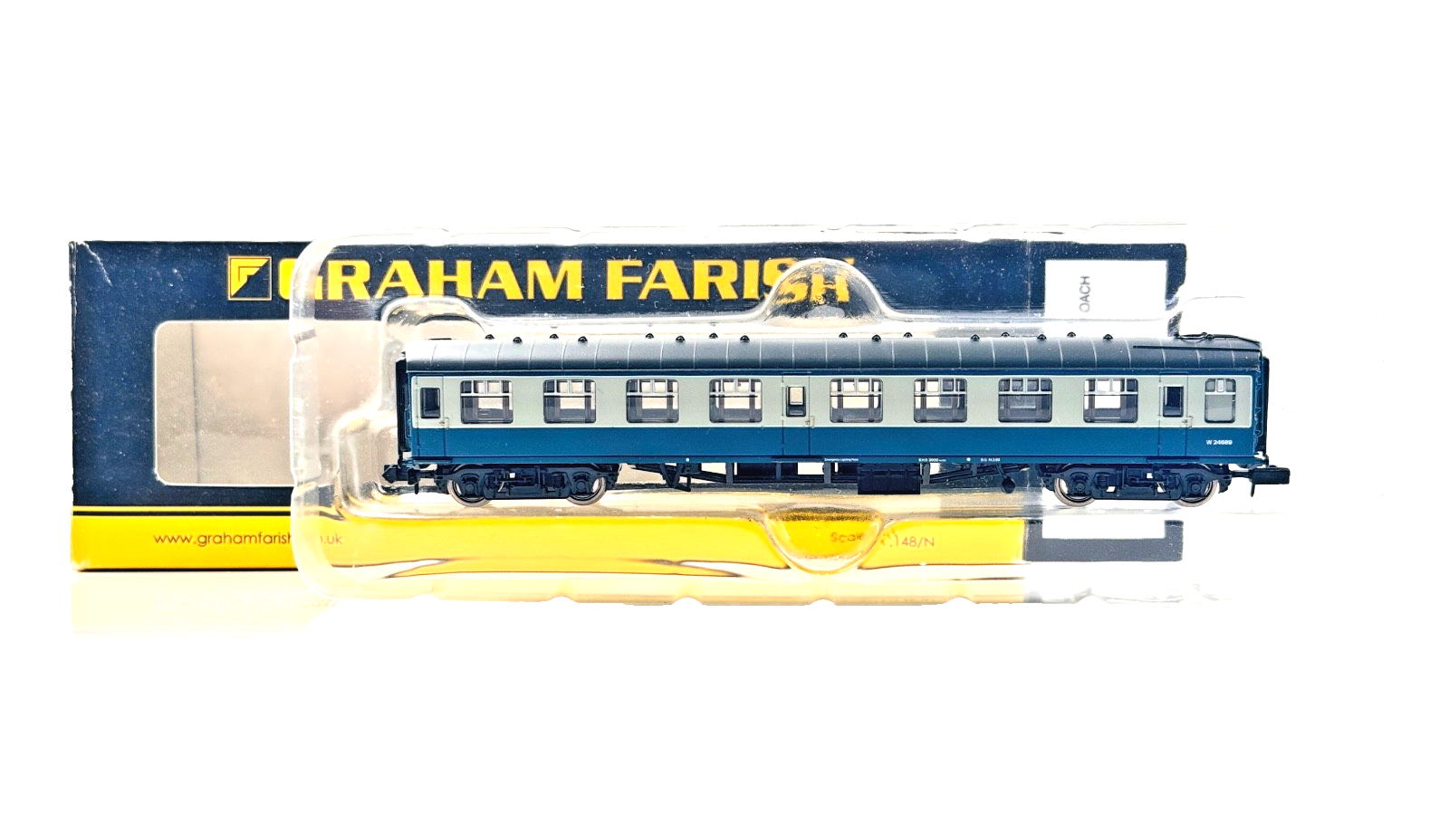 GRAHAM FARISH N GAUGE - 374-062C - MK1 SK SECOND CORRIDOR COACH BR BLUE & GREY